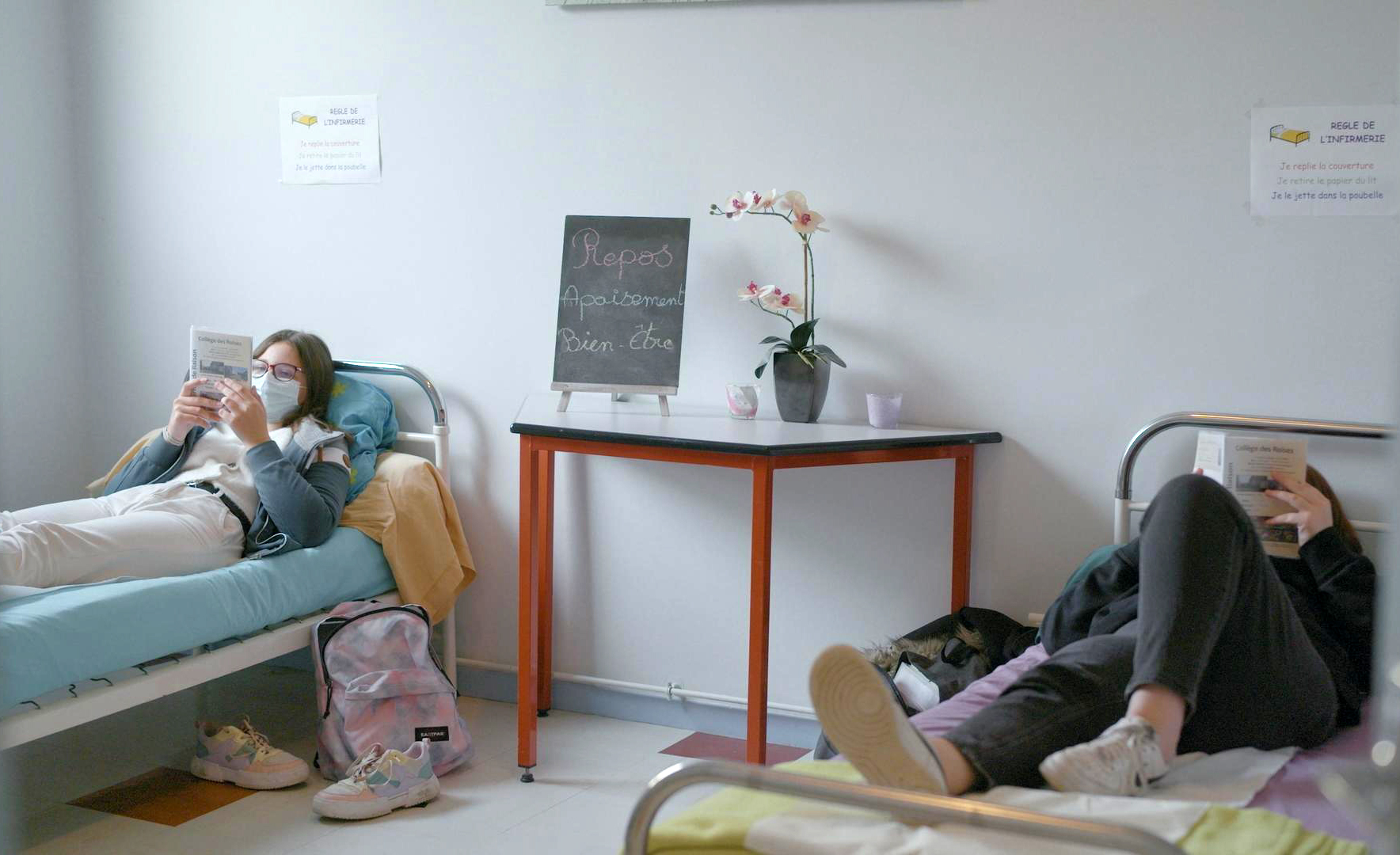 « Infirmière scolaire » : un documentaire au plus près des petits et grands maux des adolescents